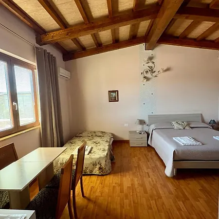 ベッド・アンド・ブレックファスト Da Luca グロッタミナルダ